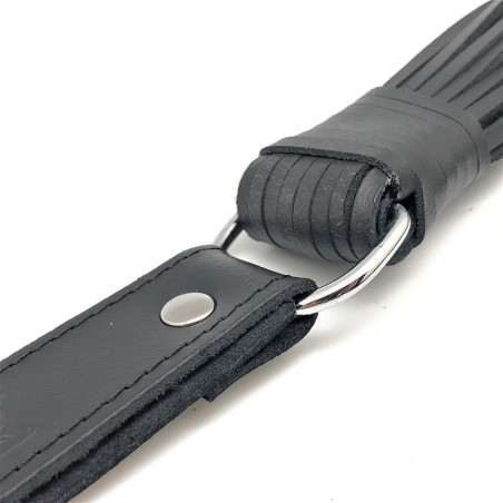 Martinet en cuir 46 Brins avec Poignée 75cm