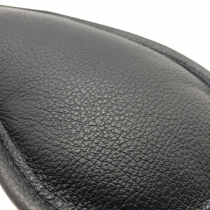 Masque en cuir rembourré BLING UP Noir