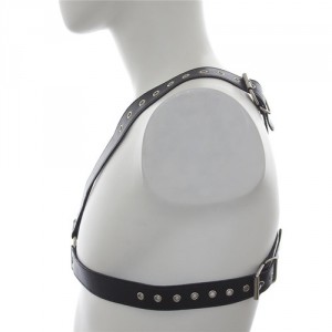 Harnais homme en forme de croix sur la poitrine en simili cuir