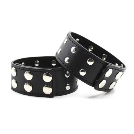 harnais sm faux cuir pas cher avec boucle métal pour look BDSM