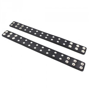 harnais sm faux cuir pas cher avec boucle métal pour look BDSM