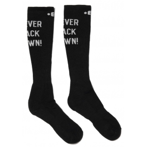 Chaussettes hautes NEVER BACK DOWN Noires