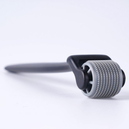 Roue avec picots SPIKED Noire