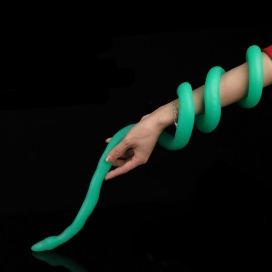 Gode long Serpent ULTRA SNAKE 120 cm Couleur verte 2