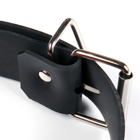 Bâillon en latex NO MORE de KINKGear Noir et Rouge