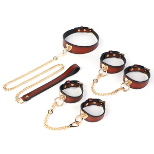 Coffret BDSM HORTT Marron avec 3 pièces