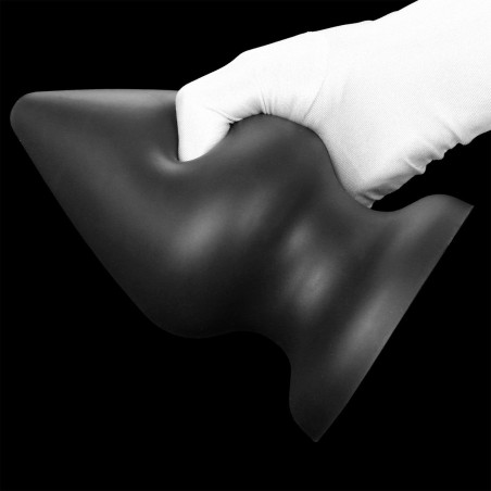 Plug silicone IKONYK Noir XXL 14 x 9.1cm