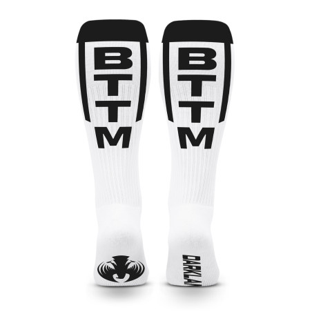 Chaussettes hautes DARKLANDS avec Lettres BTTM
